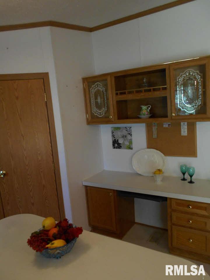 802 East 3rd Street Flora, IL 62839 - Photo 11 of 30 Gallery Image 11