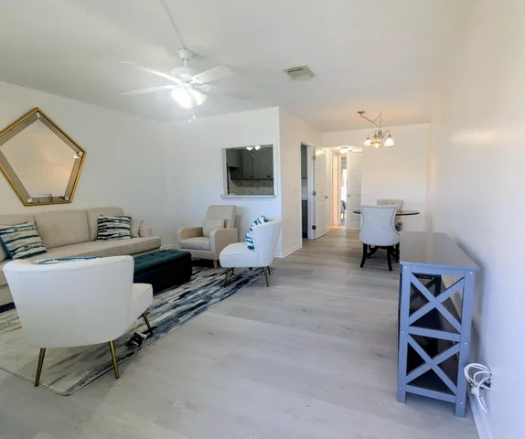 $1,650 | 283 Sheffield L, West Palm Beach, FL 33417