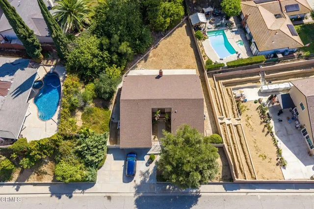 front view of house with a yard