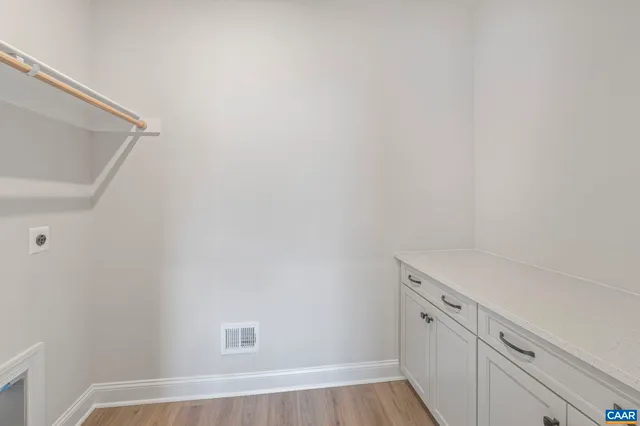 a view of utility room