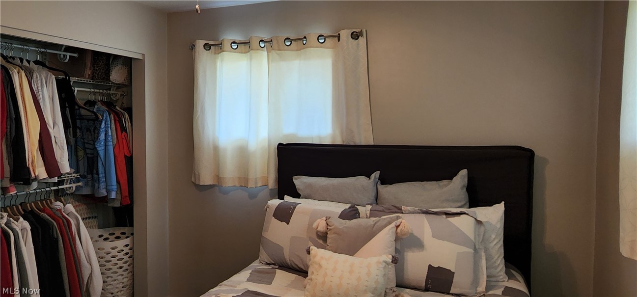 8275 Royal Ridge Drive Parma, OH 44129 - Photo 17 of 26
