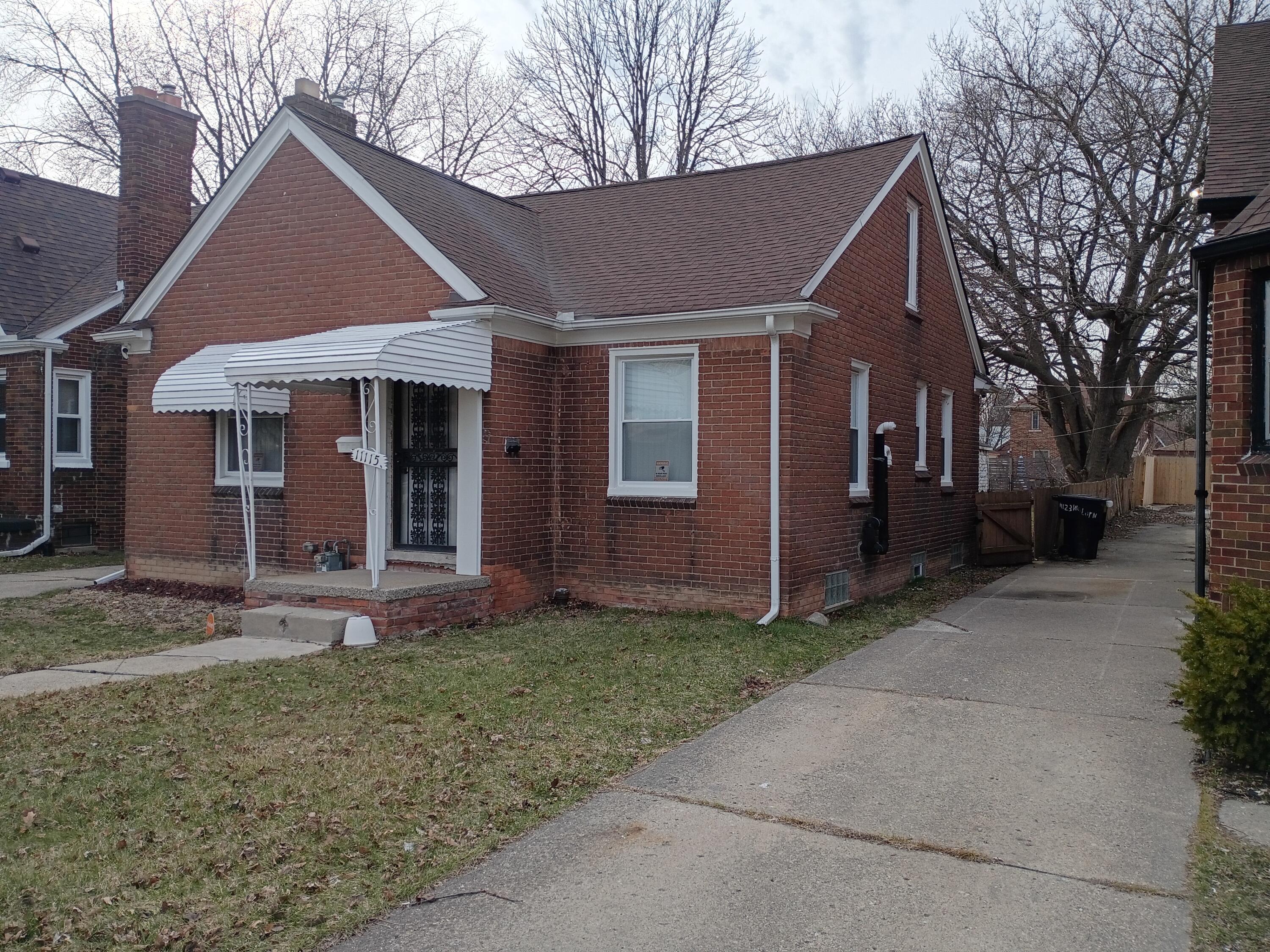 11115 Wayburn Street Detroit, MI 48224 - Photo 2 of 19 Right