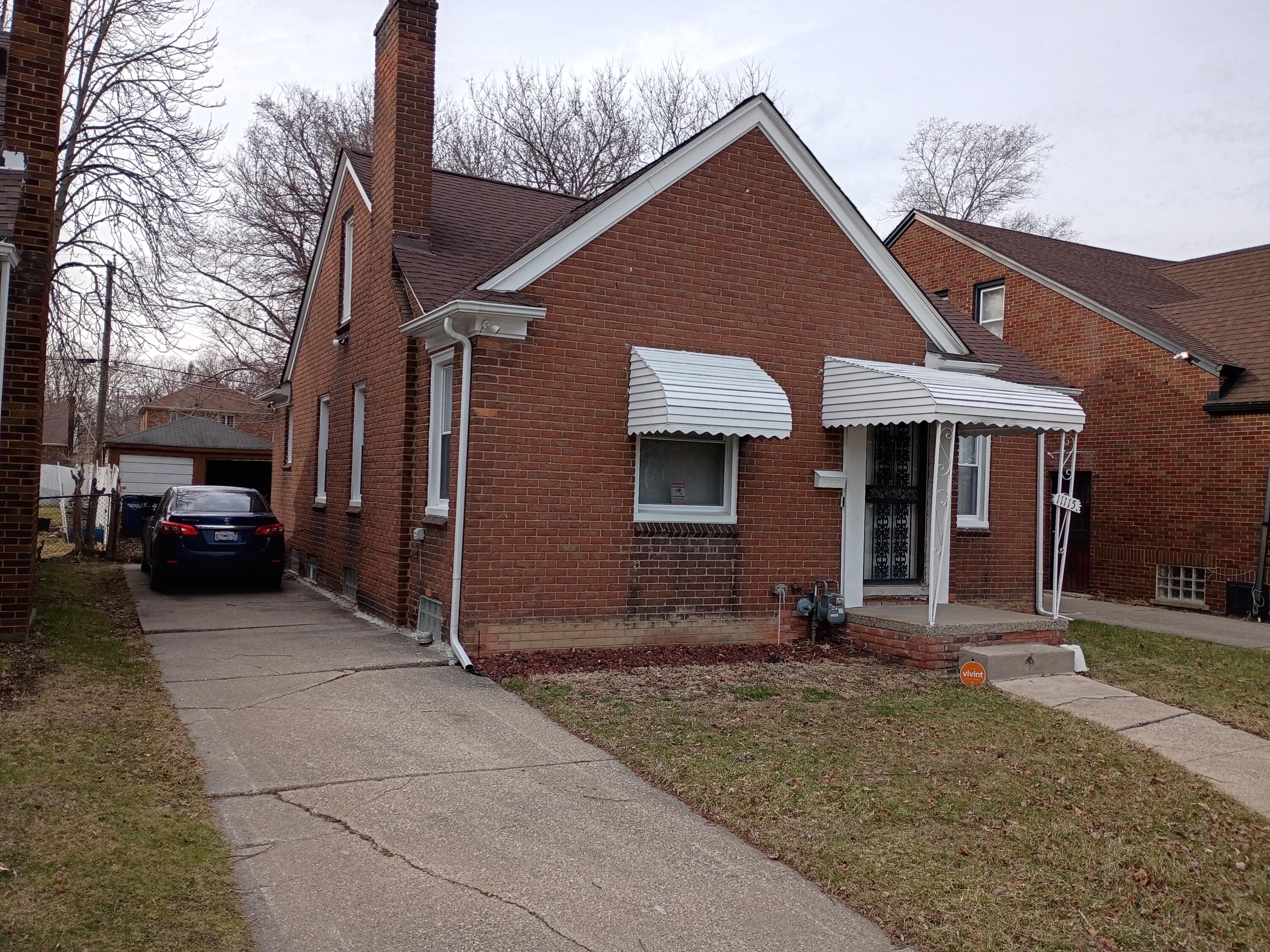 11115 Wayburn Street Detroit, MI 48224 - Photo 3 of 19 Left