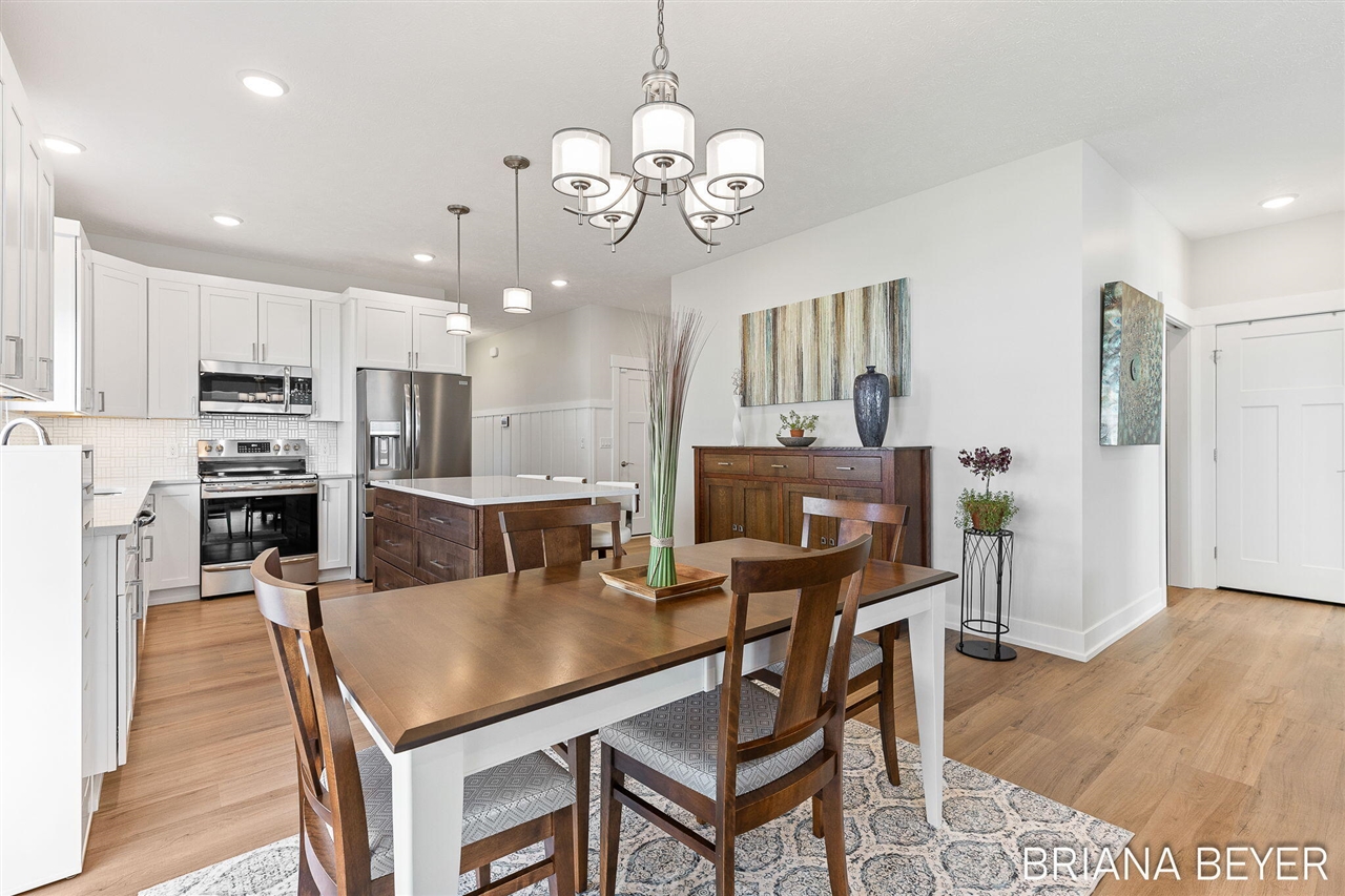 1069 Maplewood Court Jenison, MI 49428 - Photo 11 of 35 Gallery Image 11