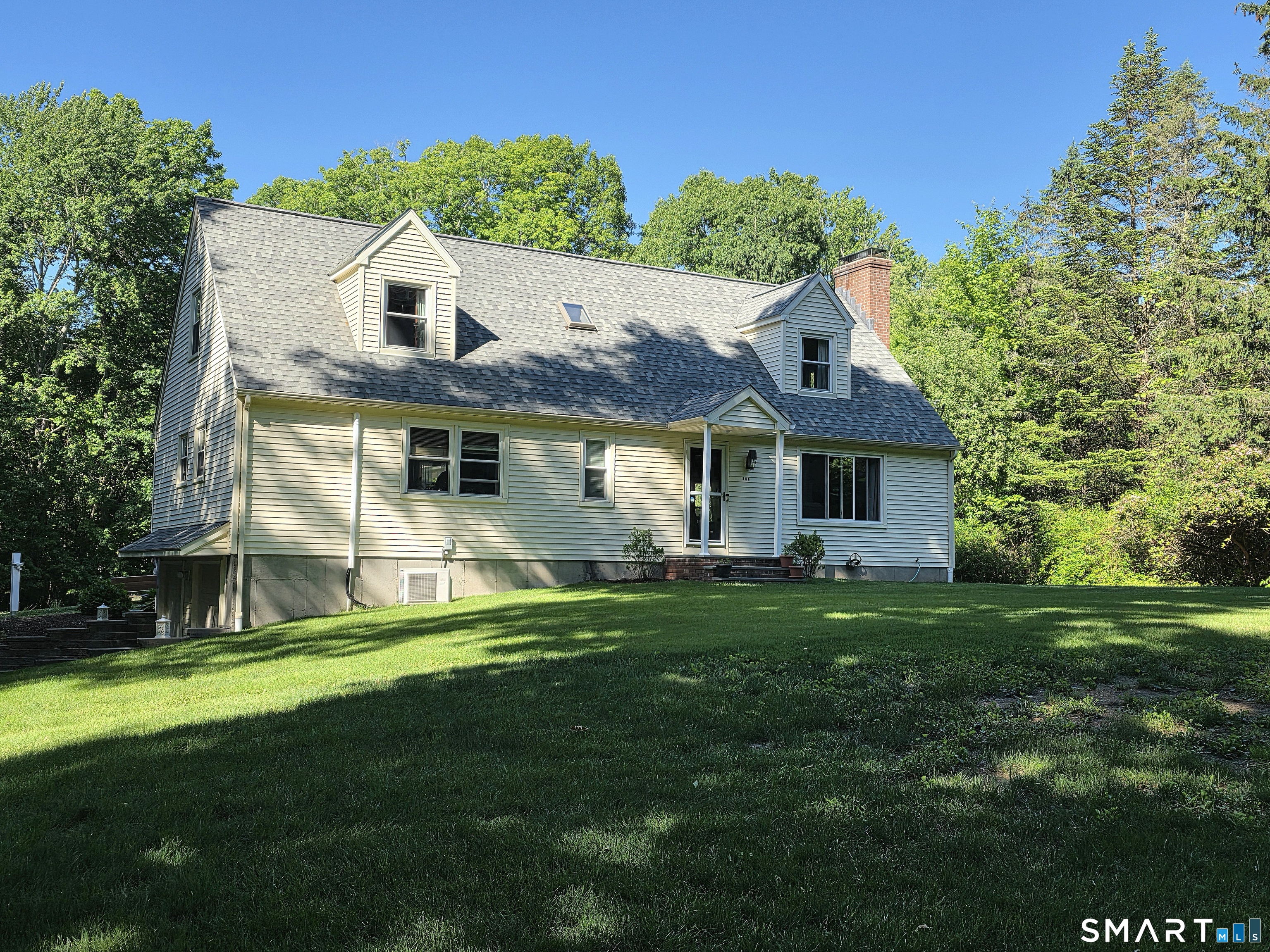 566 Benson Road Middlebury, CT 06762 - Photo 1 of 1 Gallery Image 1