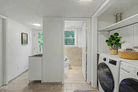 $575,000 | 508 Yorktown Drive, Chapel Hill, NC 27516