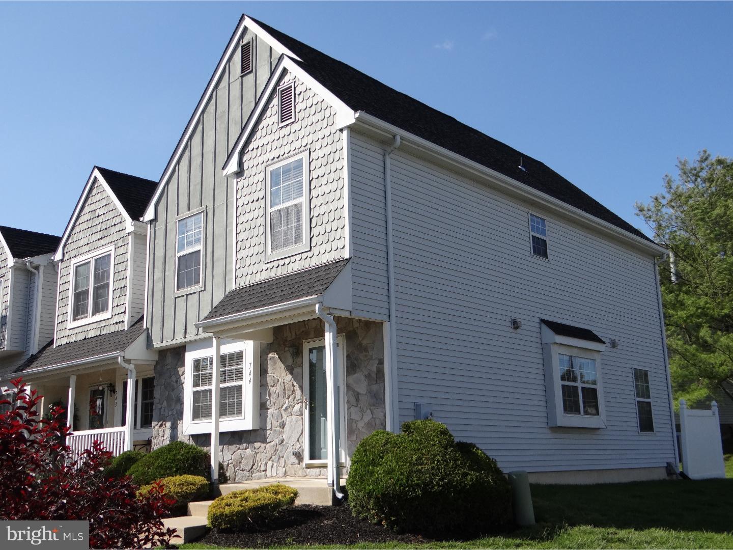 744 Rutland Court Sewell, NJ 08080 - Photo 2 of 24 Gallery Image 2