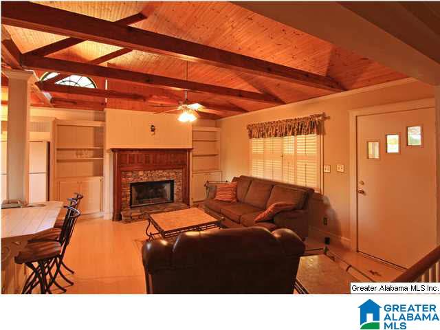 24 Point Clear Lane Alpine, AL 35014 - Photo 2 of 19