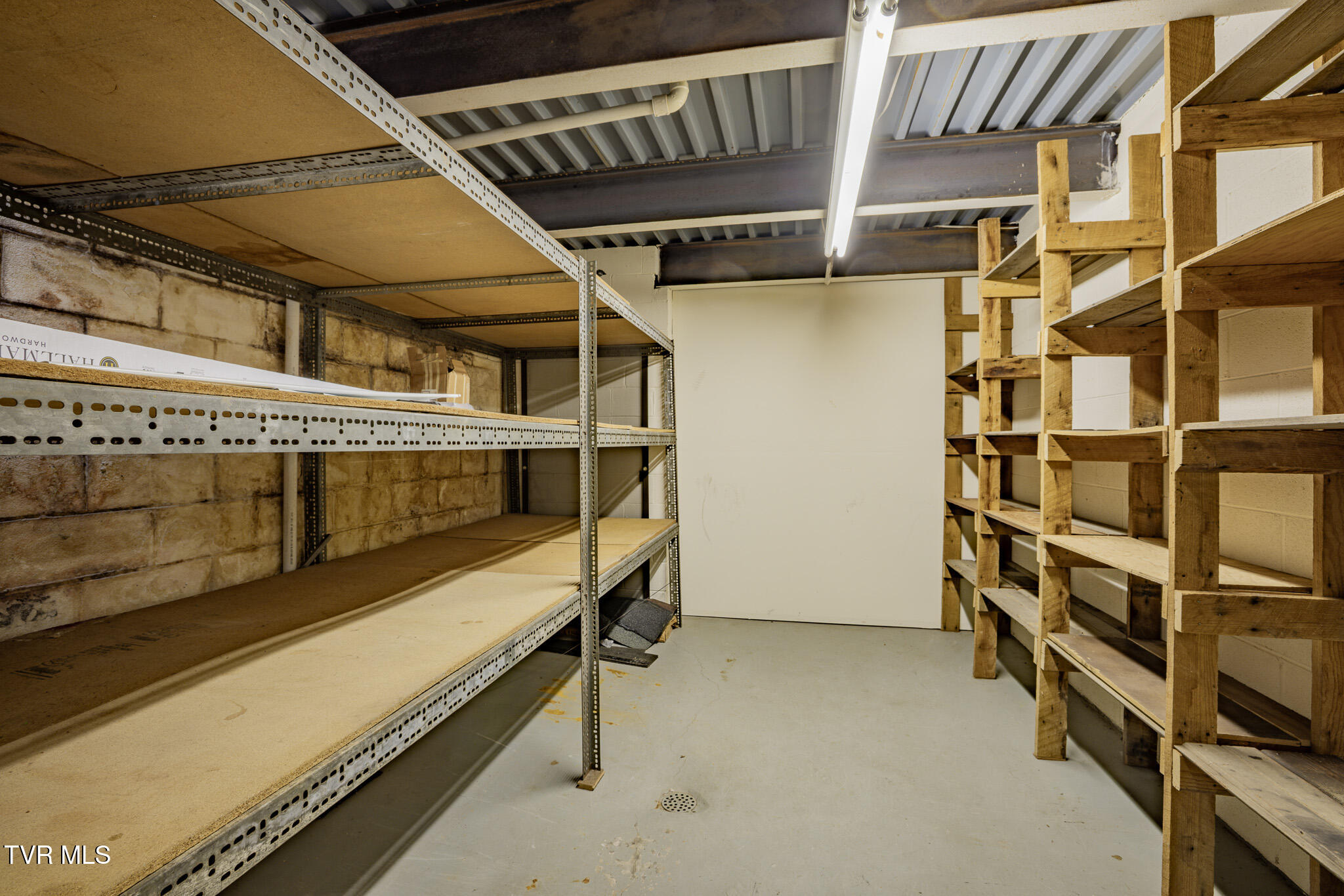 562 Gammon Road Kingsport, TN 37663 - Photo 51 of 65 1R9A8177-HDR