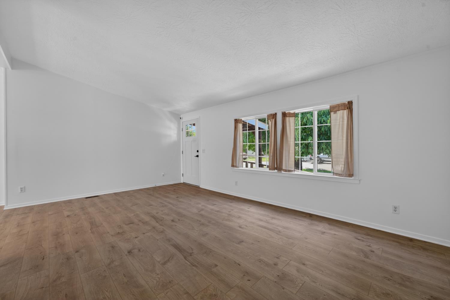 1155 2nd Street Meridian, CA 95957 - Photo 10 of 49