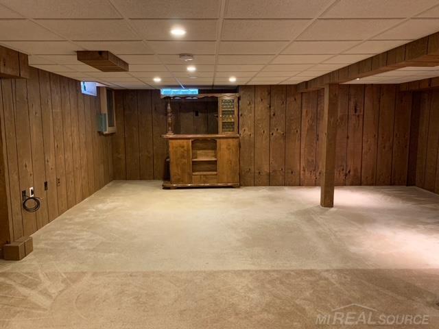 926 Hampton Road Grosse Pointe, MI 48236 - Photo 18 of 25 50077931-17.JPG