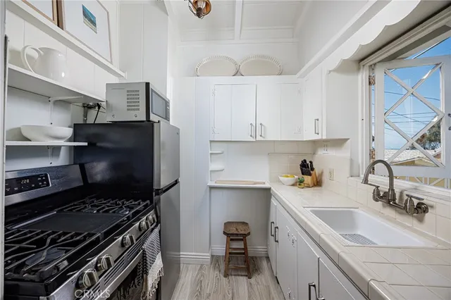 $3,900 | 31834 Virginia Way, Laguna Beach, CA 92651