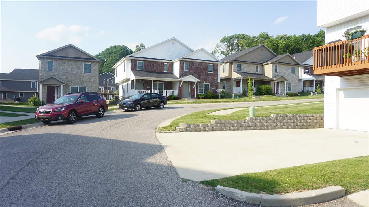 2566 South Flat Rock Road Bloomington, IN 47403 - Photo 8 of 27 Gallery Image 8