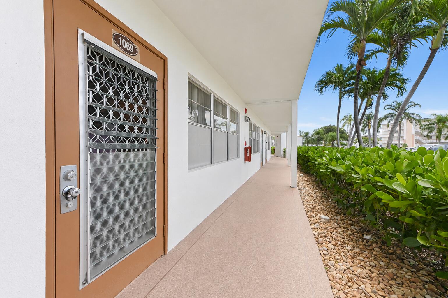 1069 Cornwall East Boca Raton, FL 33434 - Photo 2 of 44 ChatGPT Image Jul 4, 2026, 07_02_11 AM