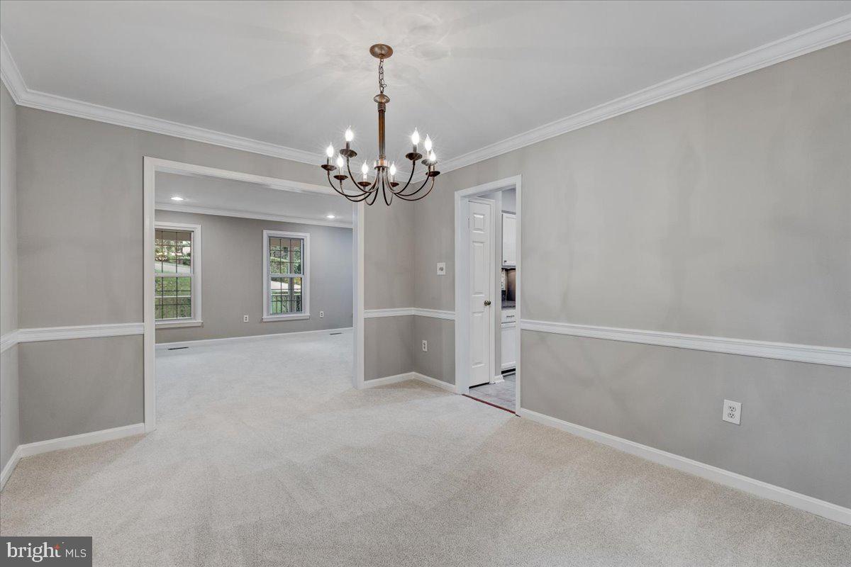6819 Bluecurl Circle Springfield, VA 22152 - Photo 11 of 46 Dining Room