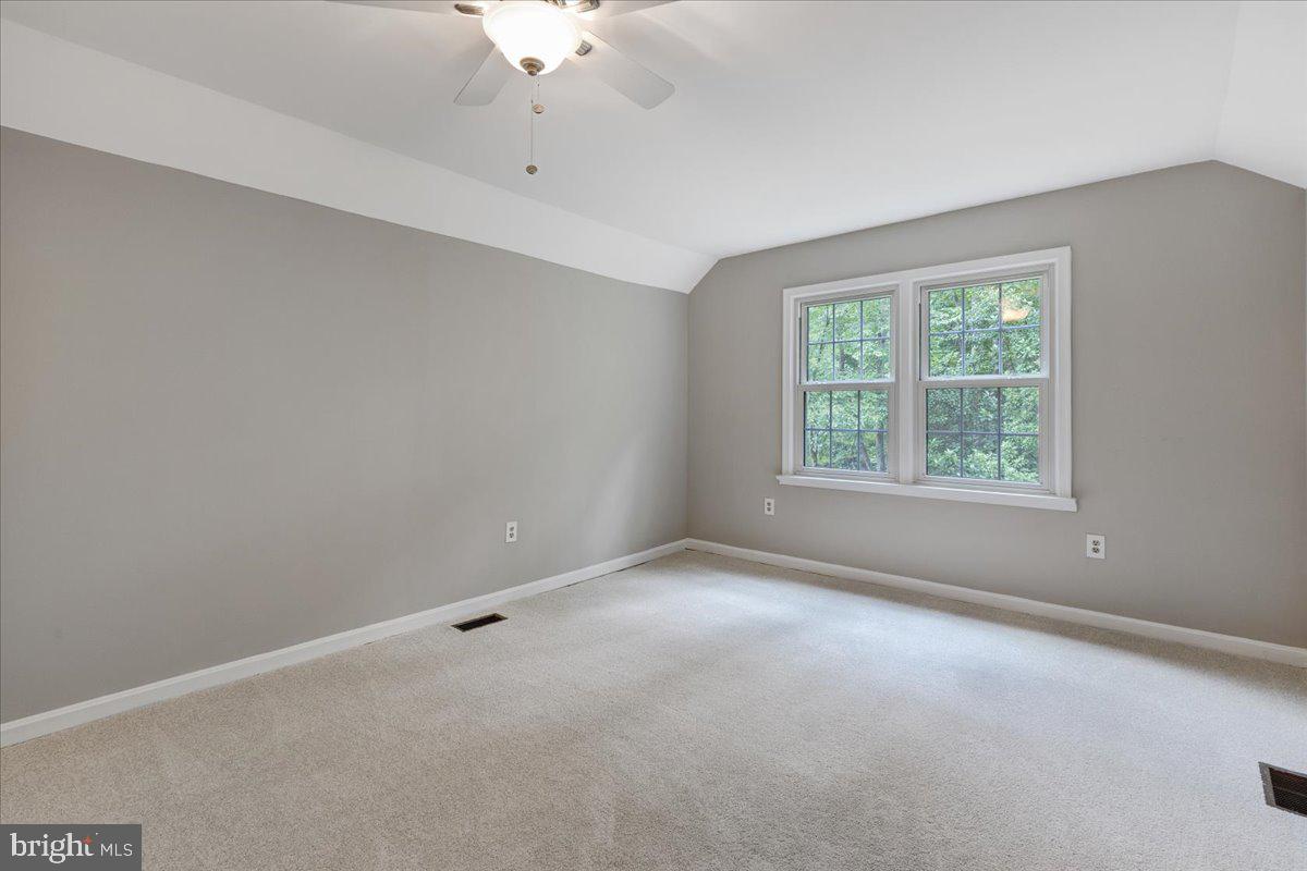 6819 Bluecurl Circle Springfield, VA 22152 - Photo 33 of 46 Bedroom 2