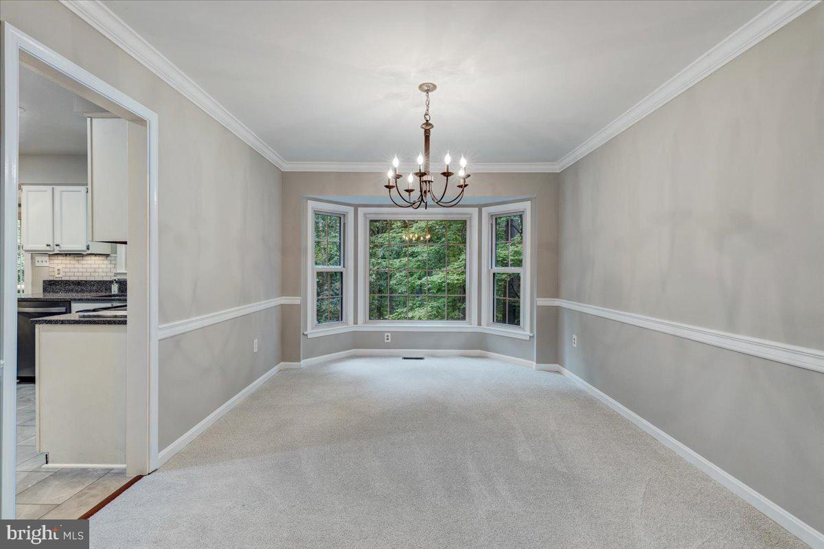 6819 Bluecurl Circle Springfield, VA 22152 - Photo 10 of 46 Dining Room