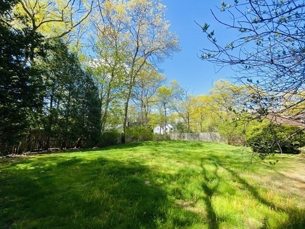 216 Oak Street Westwood, MA 02090 - Photo 8 of 9