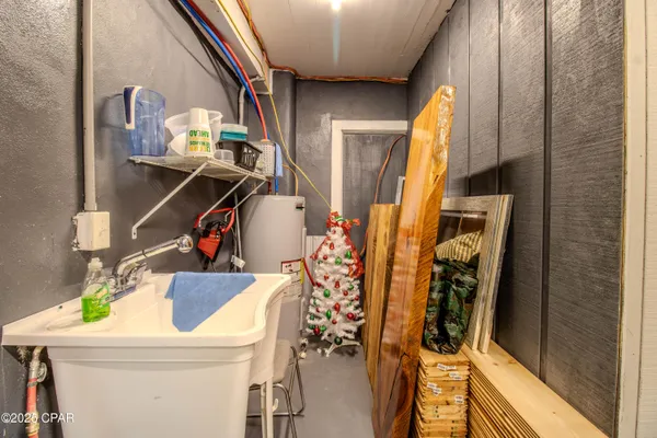 $110,000 | 5424 10th Street, Malone, FL 32445