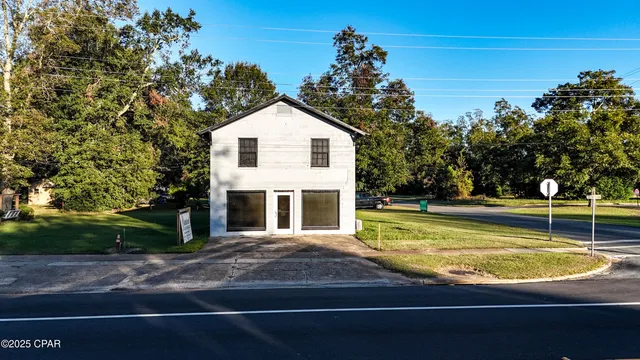 $120,000 | 5424 10th Street, Malone, FL 32445