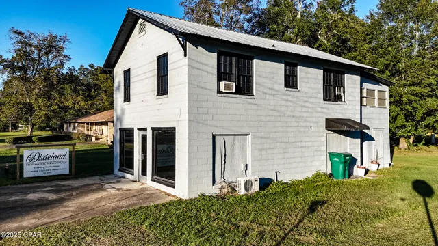 $120,000 | 5424 10th Street, Malone, FL 32445