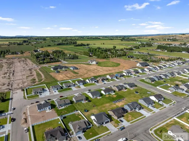 $438,900 | 4201 East Zona Way, Idaho Falls, ID 83401