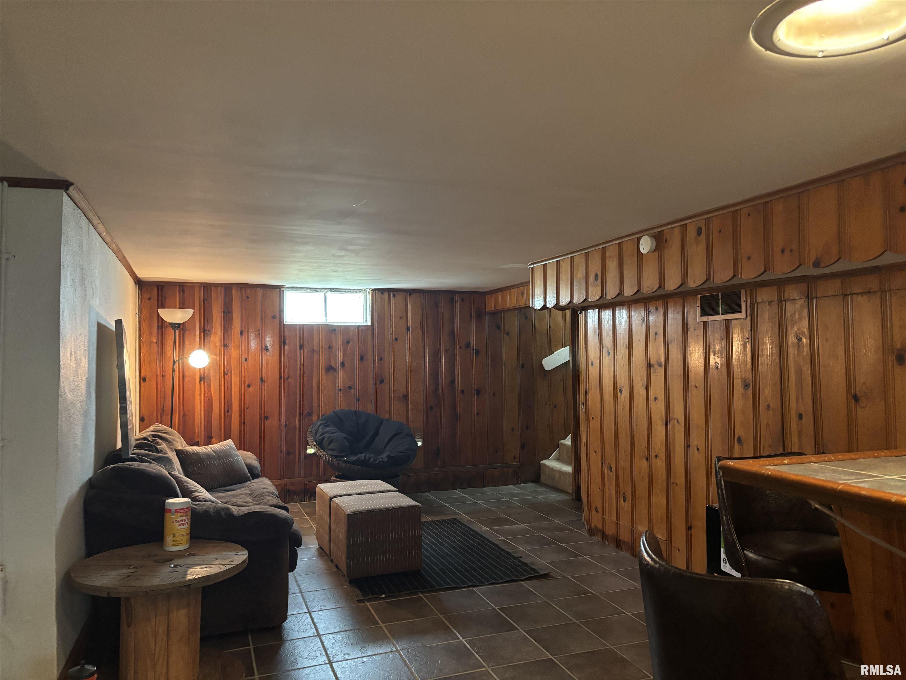 2143 East Hood Street Springfield, IL 62703 - Photo 23 of 26 Gallery Image 23