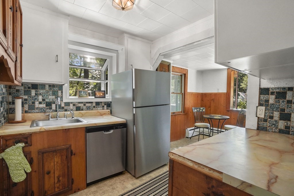 266 Pleasant Street Canton, MA 02021 - Photo 11 of 33 Gallery Image 11