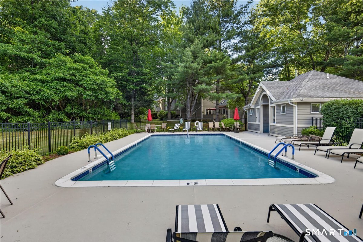 40 Eaton Woods Road, Unit 40 Hamden, CT 06518 - Photo 35 of 40