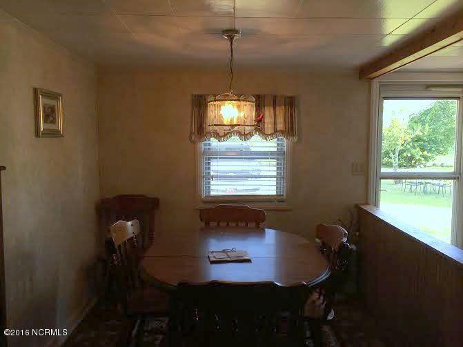 881 Bells Branch Road Newton Grove, NC 28366 - Photo 13 of 20 dining