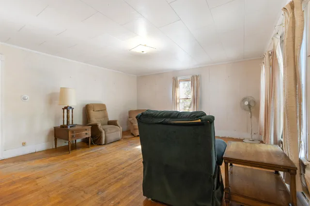 $220,000 | 88 State Street, Northumberland, NH 03582