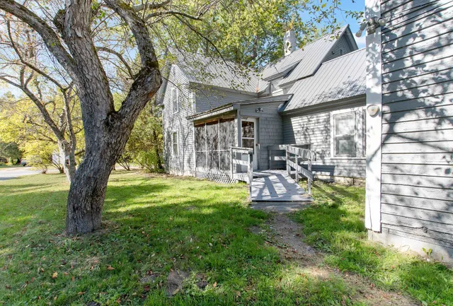 $220,000 | 88 State Street, Northumberland, NH 03582