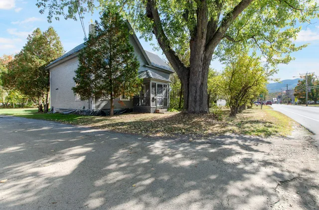 $220,000 | 88 State Street, Northumberland, NH 03582