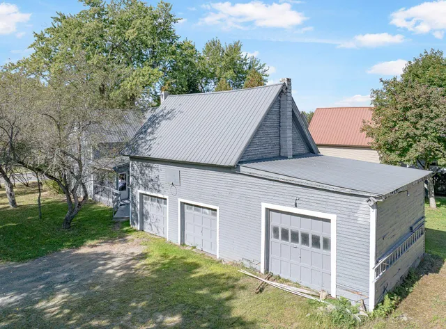 $220,000 | 88 State Street, Northumberland, NH 03582