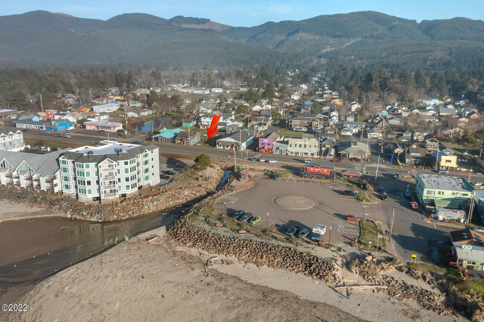 114 North Highway 101 Wheeler, OR 97147 - Photo 7 of 10 114NHwy101-07