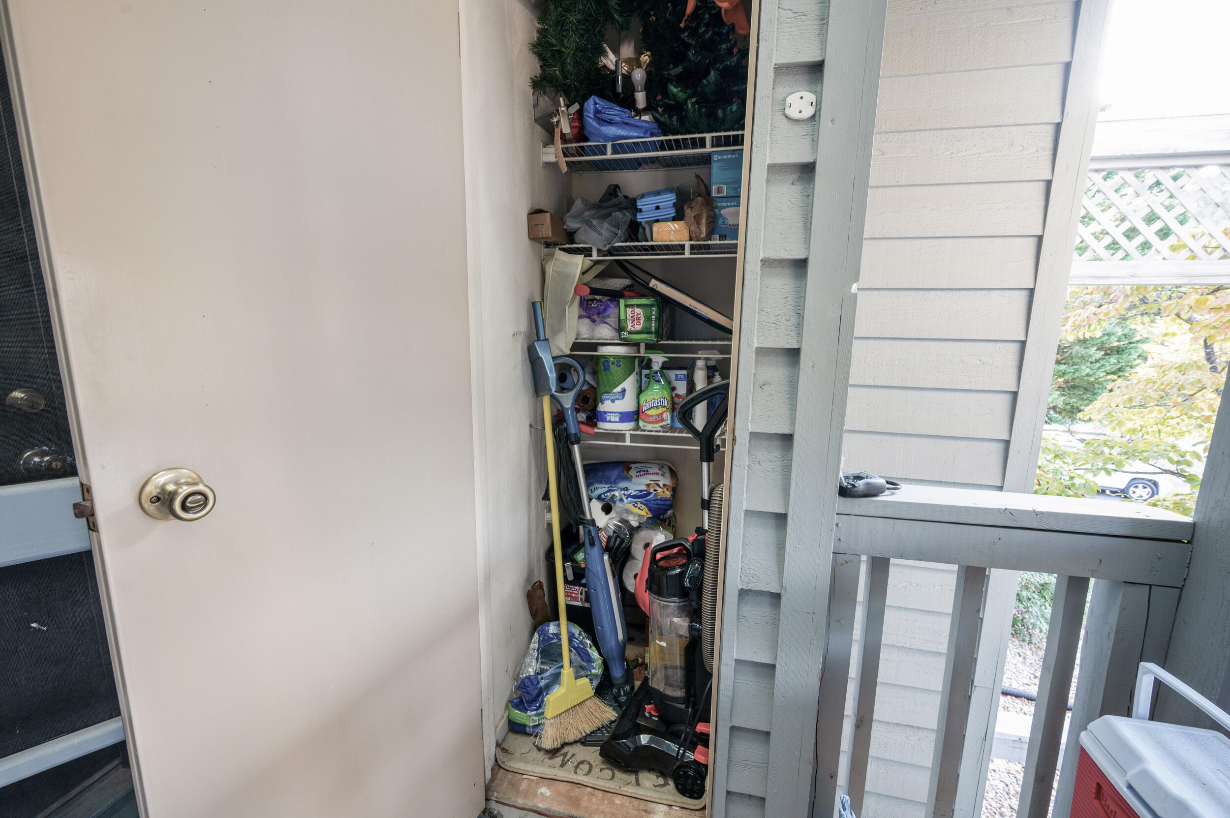 150 Sailor's Cove Drive, Unit 1218 Moneta, VA 24121 - Photo 31 of 56 a view of walk in closet with clothes and shoes