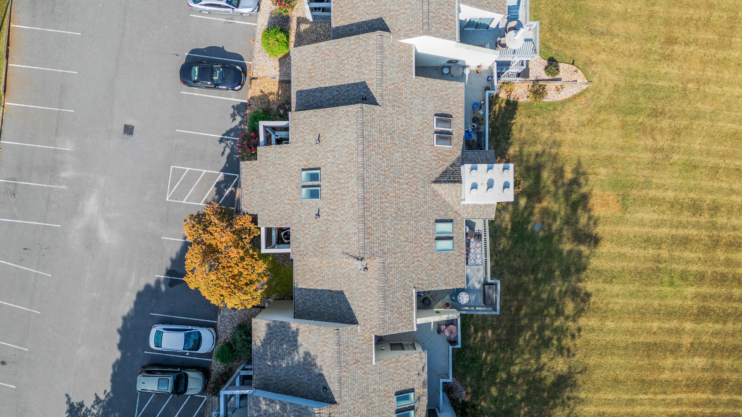 150 Sailor's Cove Drive, Unit 1218 Moneta, VA 24121 - Photo 34 of 56 an aerial view of residential house with sign board