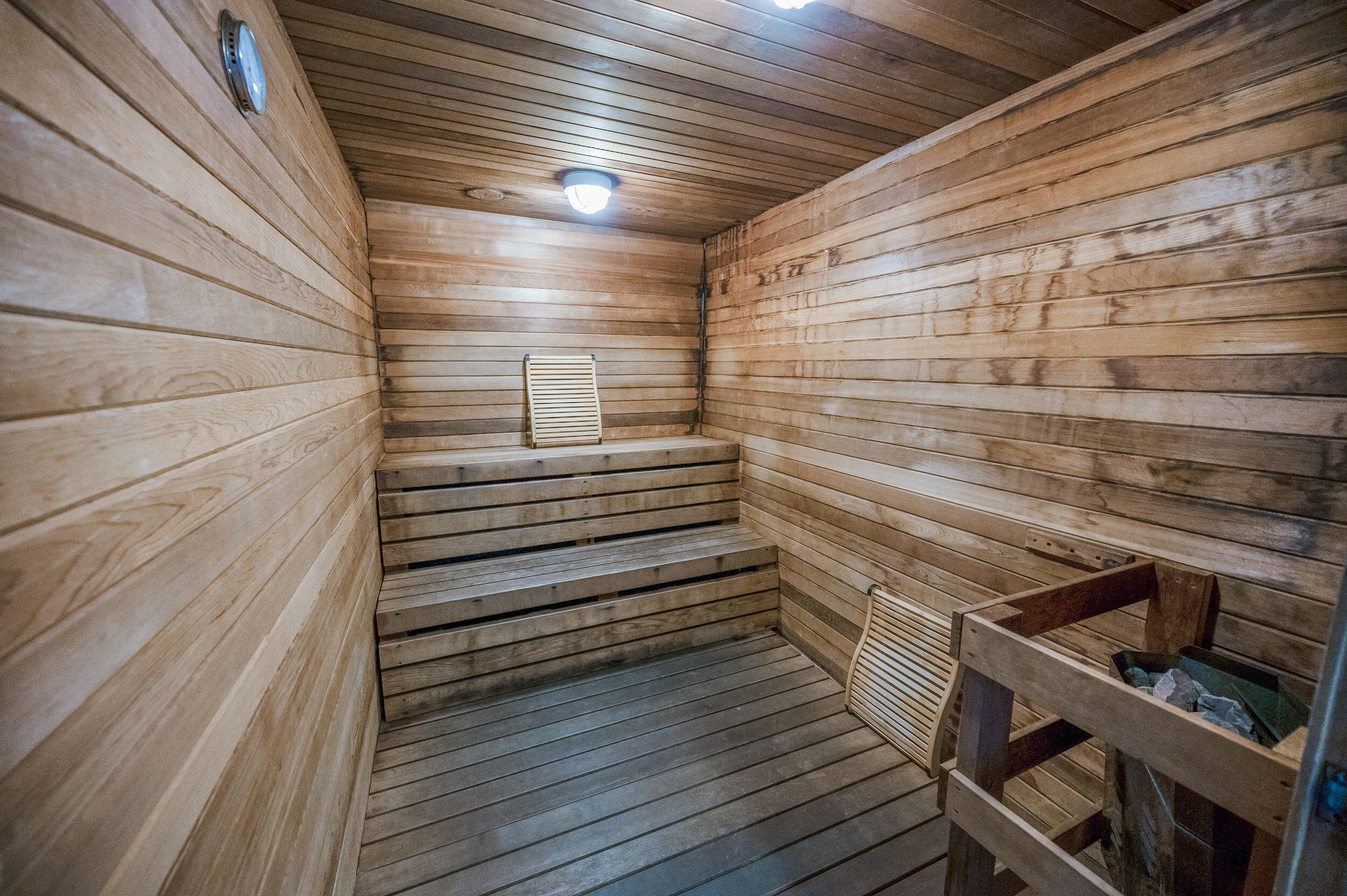 150 Sailor's Cove Drive, Unit 1218 Moneta, VA 24121 - Photo 49 of 56 a view of outdoor space and deck