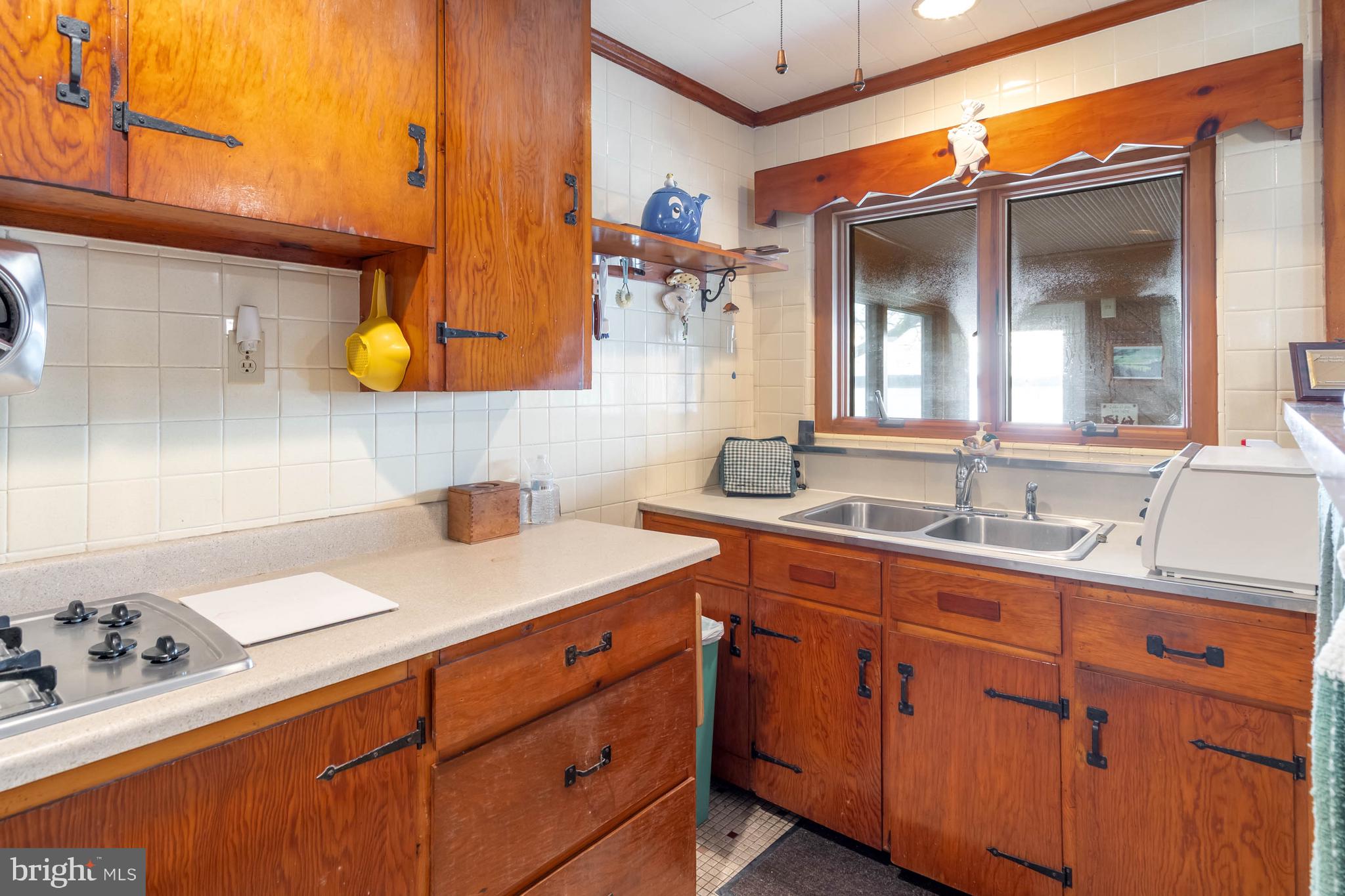 31266 River Road Millsboro, DE 19966 - Photo 20 of 47 a bathroom with a sink and a mirror