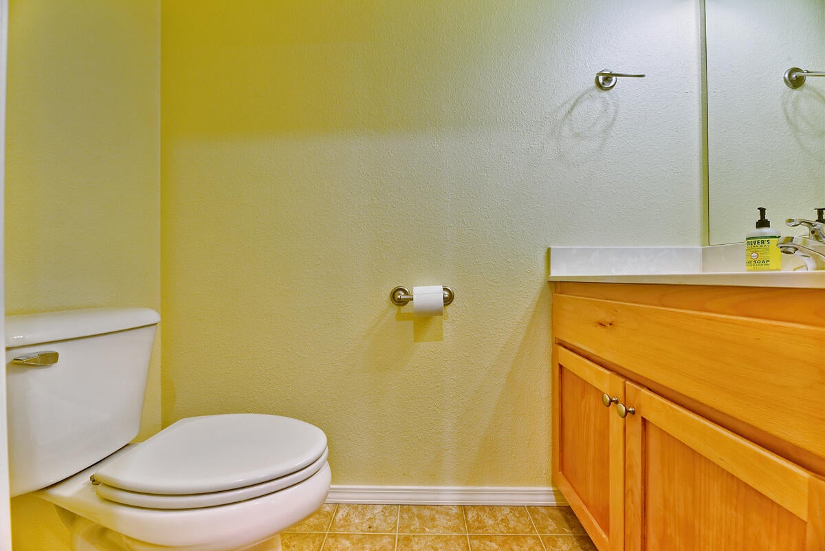 450 Midway Road, Unit 39 Medford, OR 97501 - Photo 14 of 21 DSC_0330