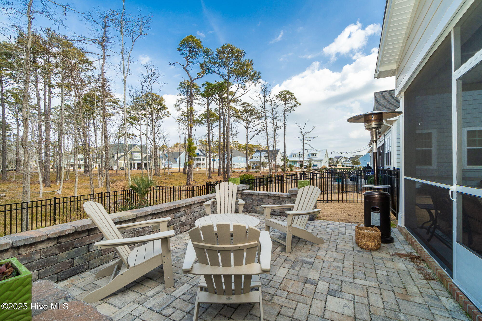 403 Freedom Park Road Beaufort, NC 28516 - Photo 34 of 43 10-web-or-mls-chadwick-visuals-403-freed