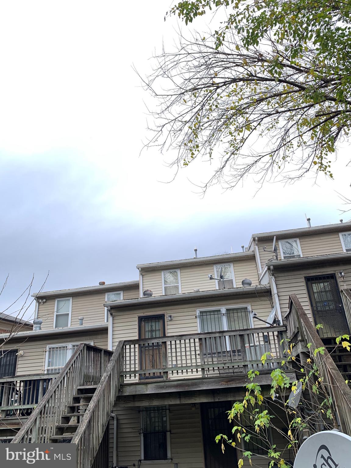 2641 Bowen Road Southeast, Unit B Washington, DC 20020 - Photo 25 of 25 Rear deck and stairs,