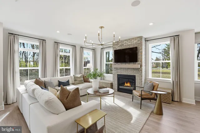 $849,990 | 406 Pennybrook Court, Unit 14, Flourtown, PA 19031