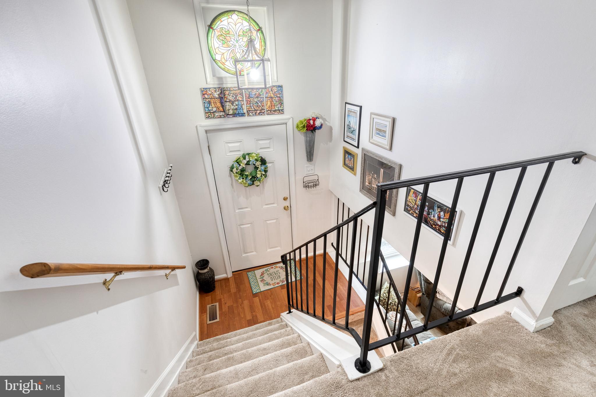 8626 Castlemill Circle Baltimore, MD 21236 - Photo 3 of 29