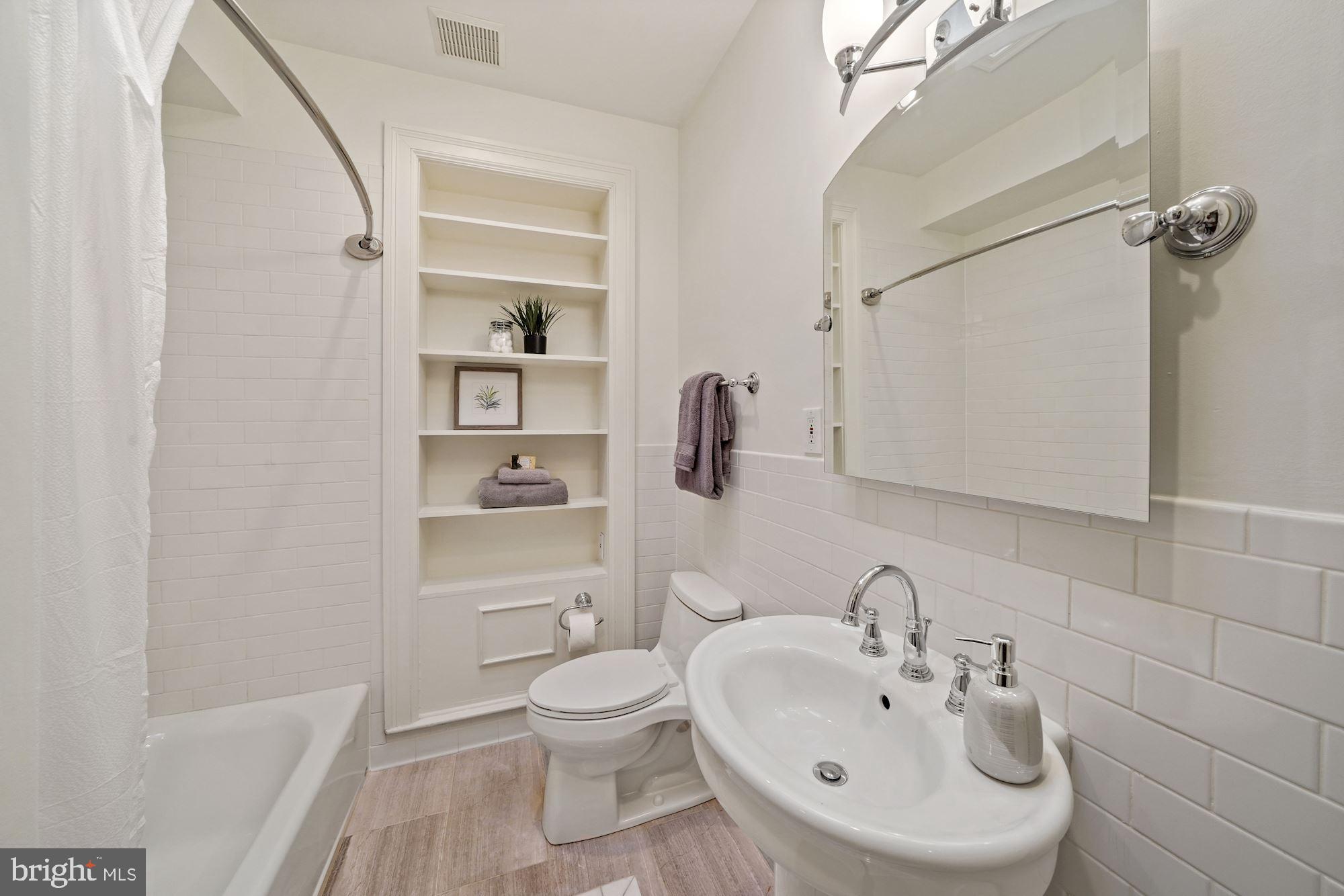 2834 27th Street Northwest Washington, DC 20008 - Photo 29 of 49 Second Bath with Tub/Shower Combo