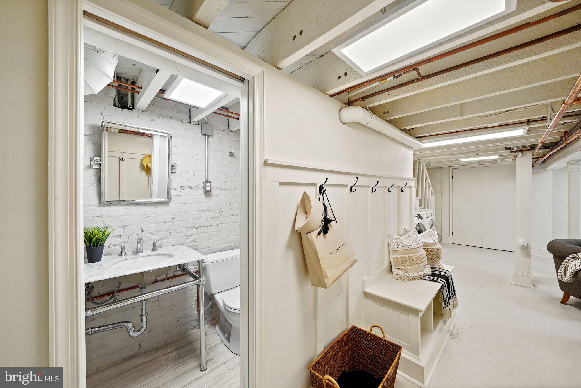 2834 27th Street Northwest Washington, DC 20008 - Photo 41 of 49 Fourth Bath