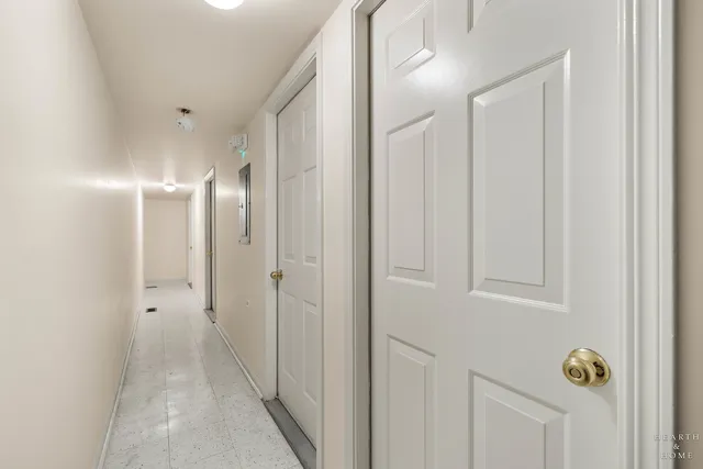 $239,900 | 330 Buckingham Circle, Unit C, Elgin, IL 60120