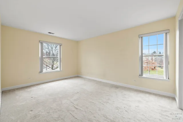 $239,900 | 330 Buckingham Circle, Unit C, Elgin, IL 60120