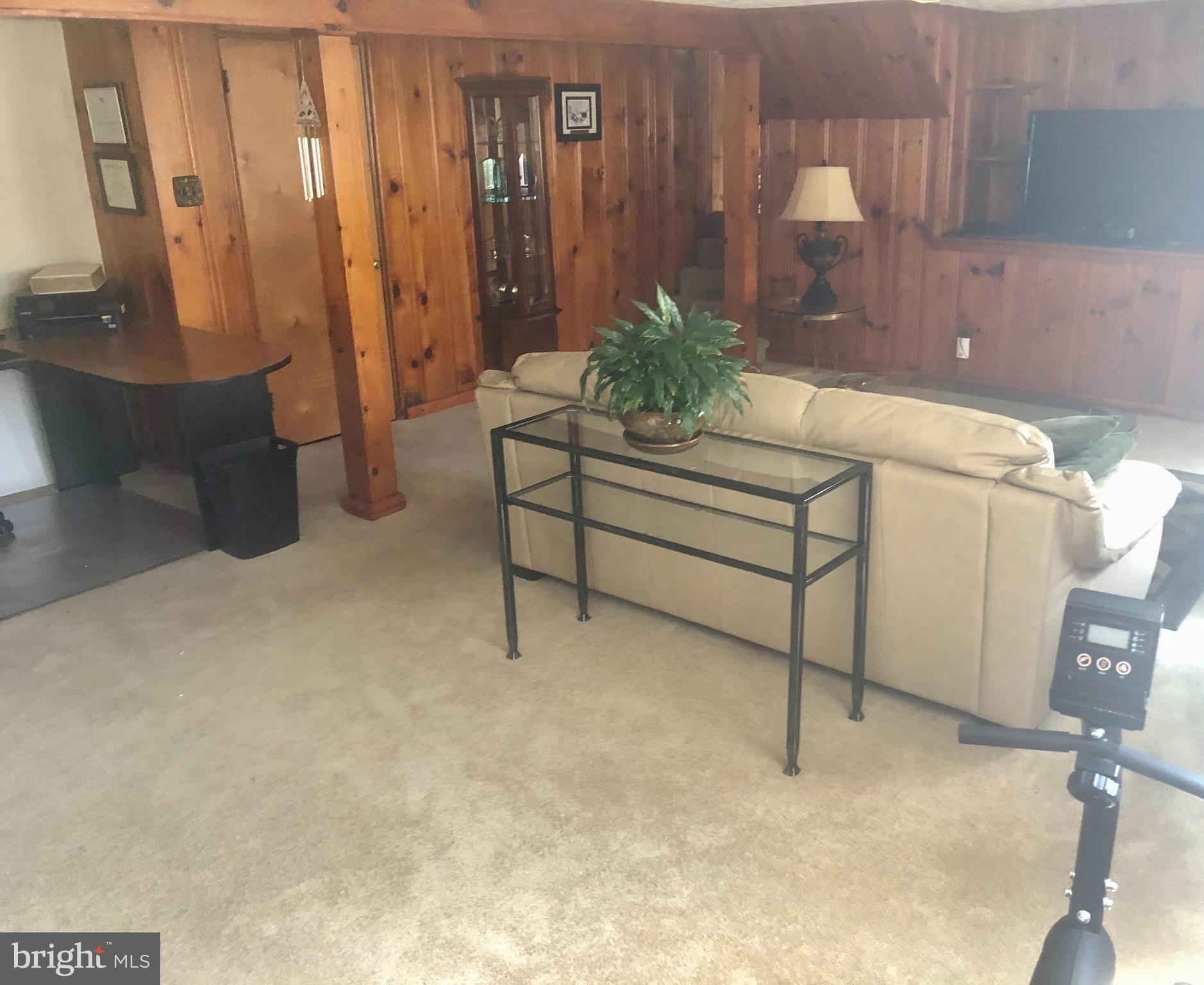 234 Story Road Aston, PA 19014 - Photo 11 of 24 large family room