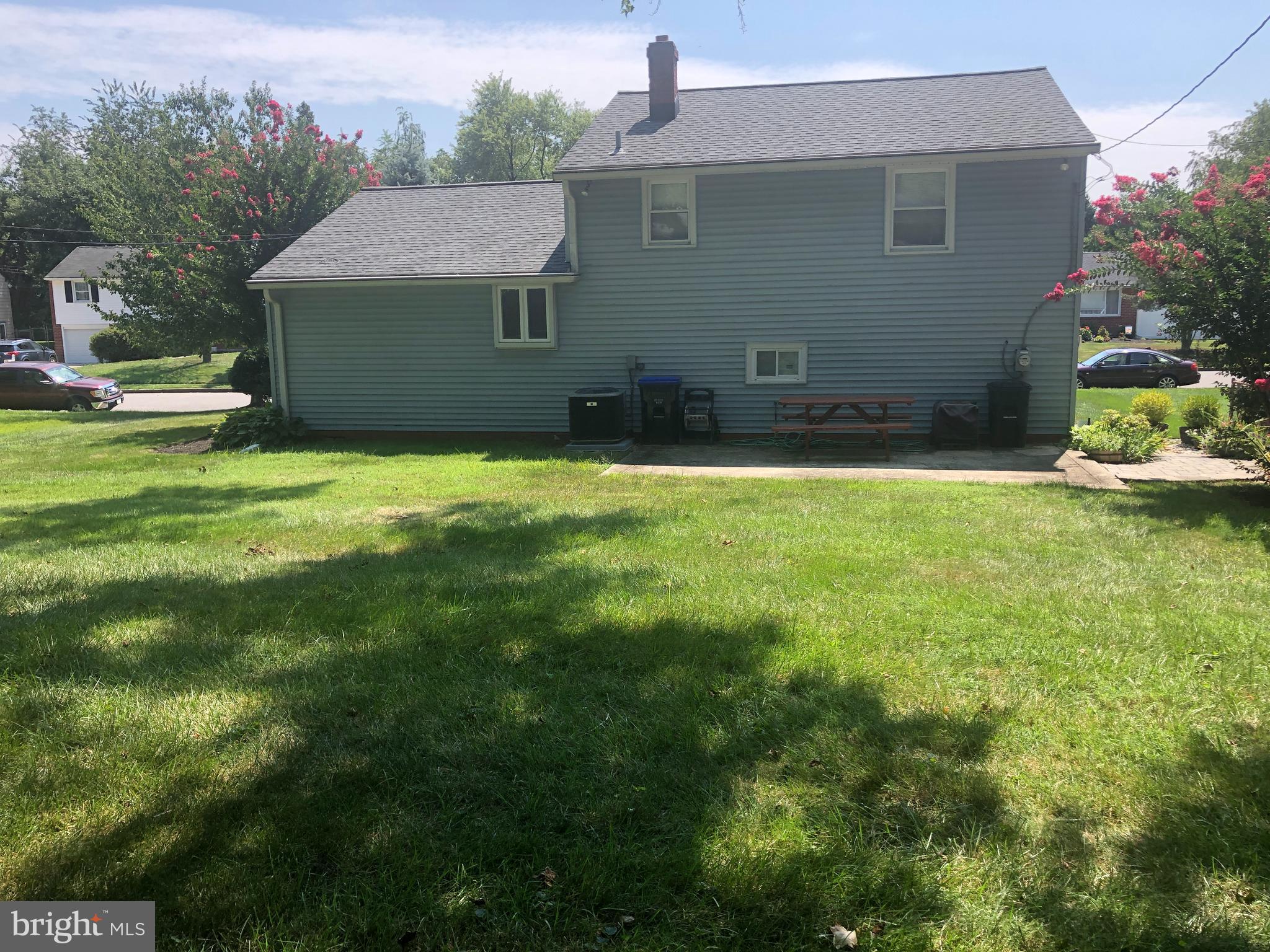 234 Story Road Aston, PA 19014 - Photo 22 of 24 Large rear yard